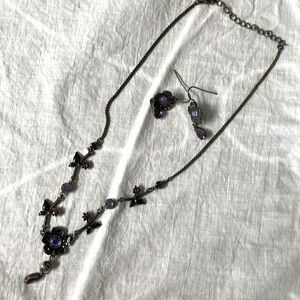 Purple flower charms with matching earrings vintage